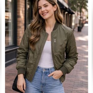 H&M Casual Bomber Jacket Green Size Medium